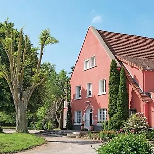 https://le-clos-fleuri.hotels-rhonealpes.com